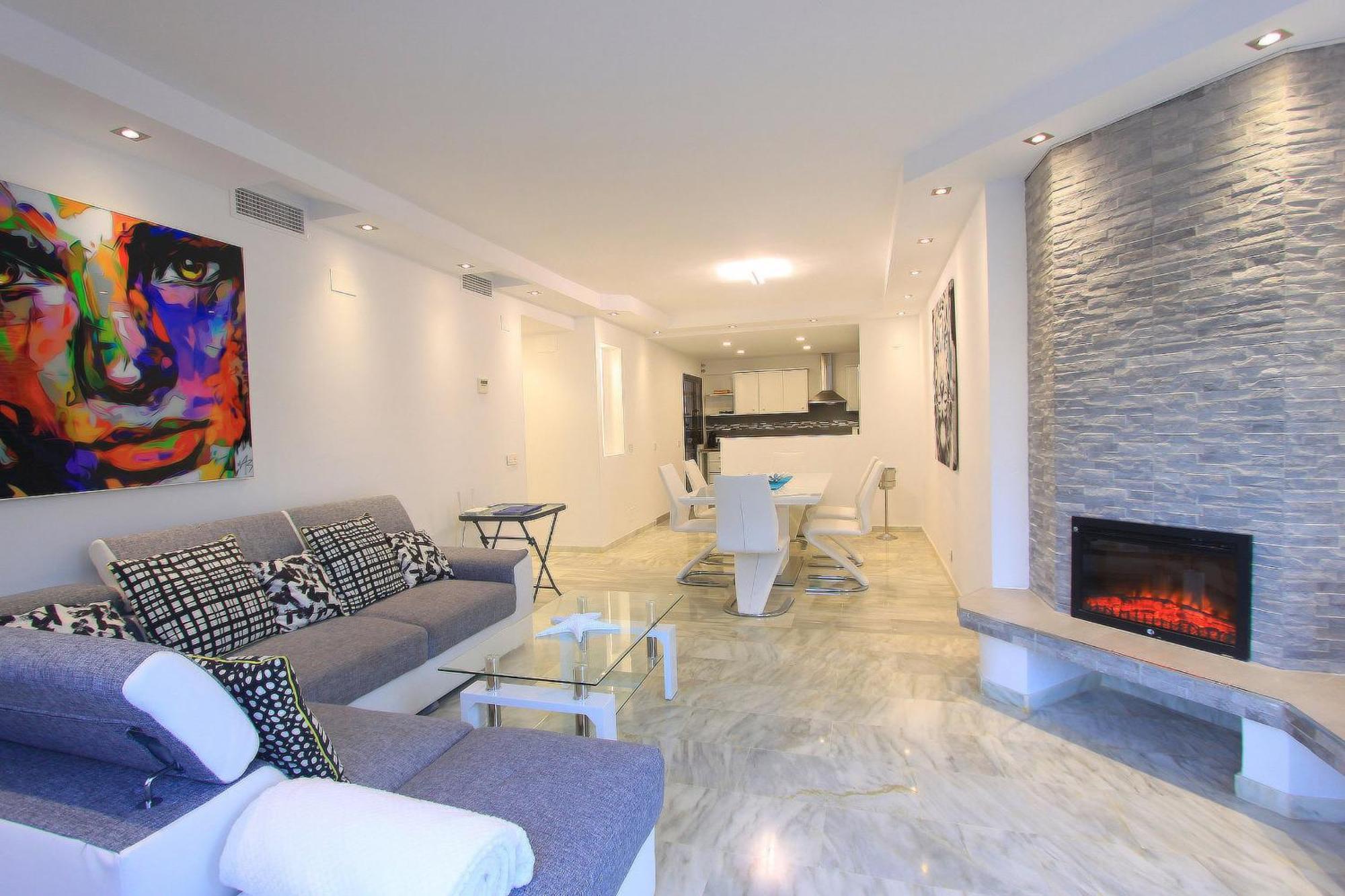1108 Beachfront 2 Apartments With Roofterrace 80Mtrgt Beach 3 Pools ماربيا المظهر الخارجي الصورة